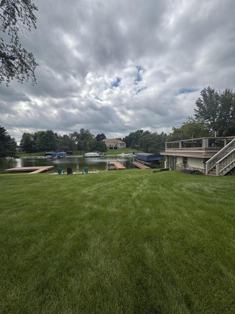 N52W35577 West Lake DRIVE