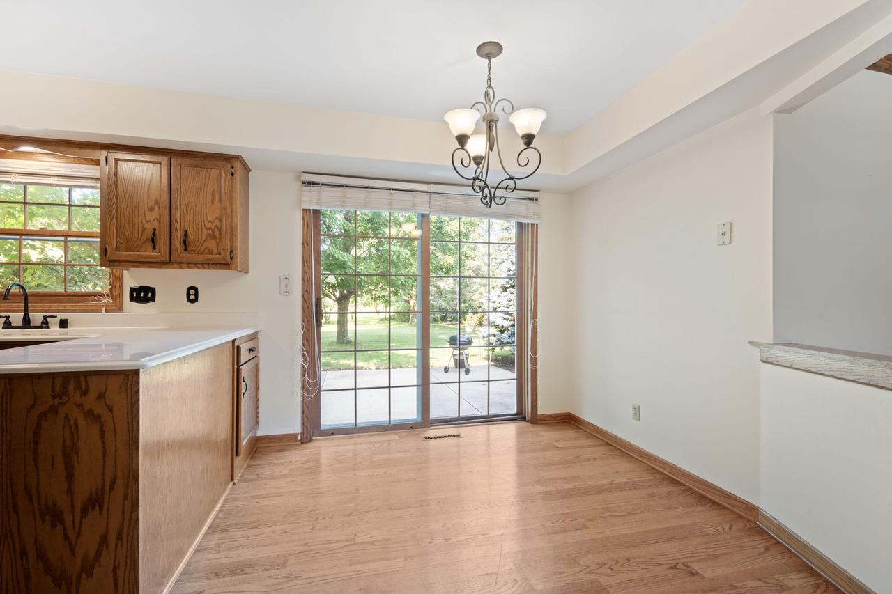 W225N2549 Alderwood LANE