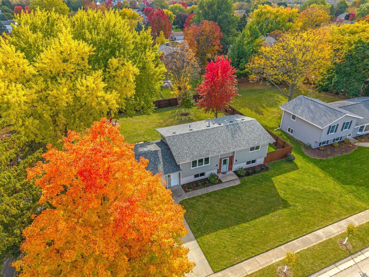 247 Sunny Hill LANE