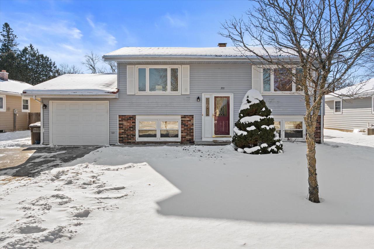 711 East Harvard STREET