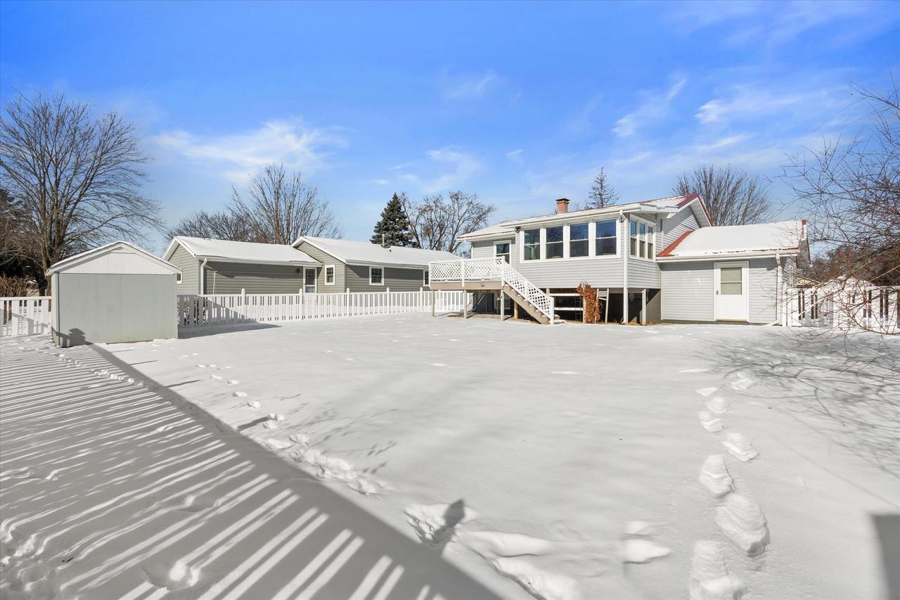 711 East Harvard STREET