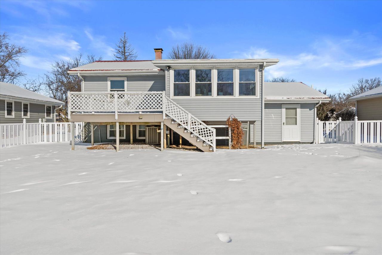 711 East Harvard STREET