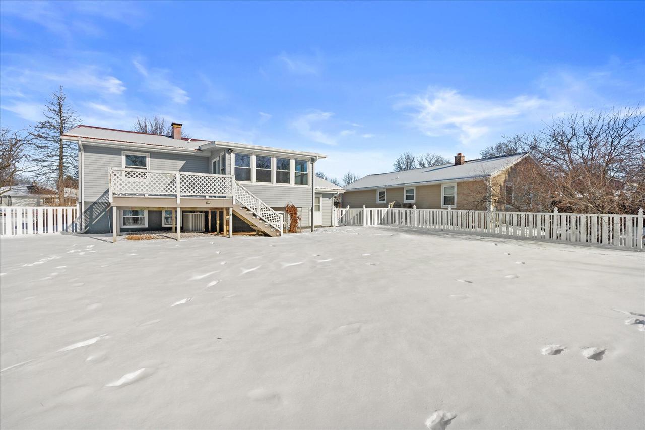 711 East Harvard STREET