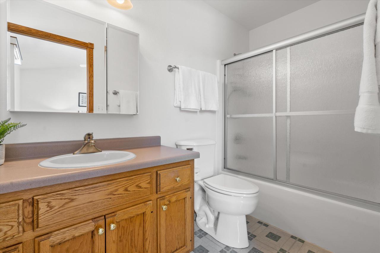 2607 Fox River PARKWAY