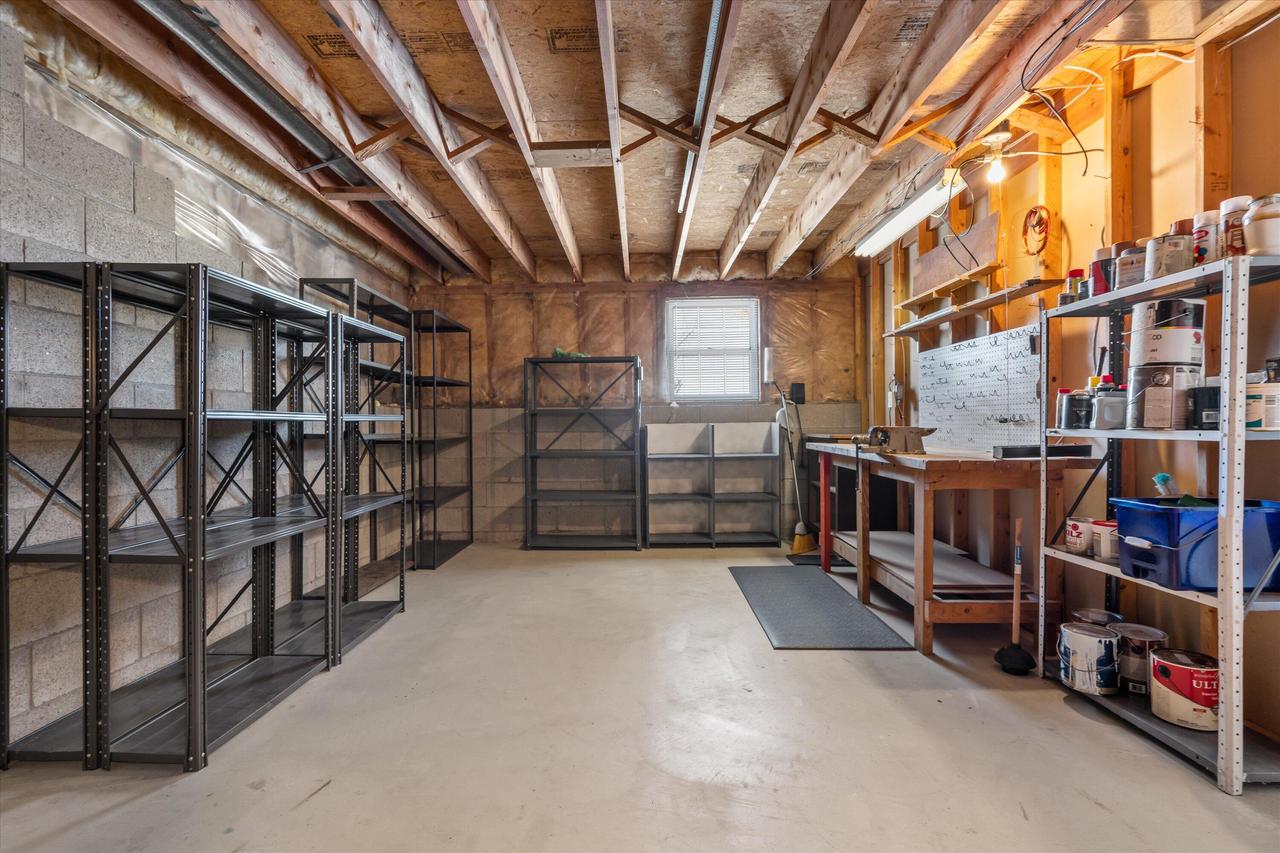 2607 Fox River PARKWAY