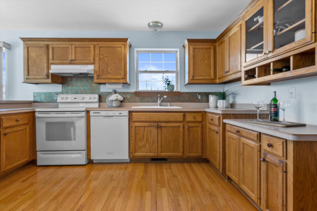 2607 Fox River PARKWAY