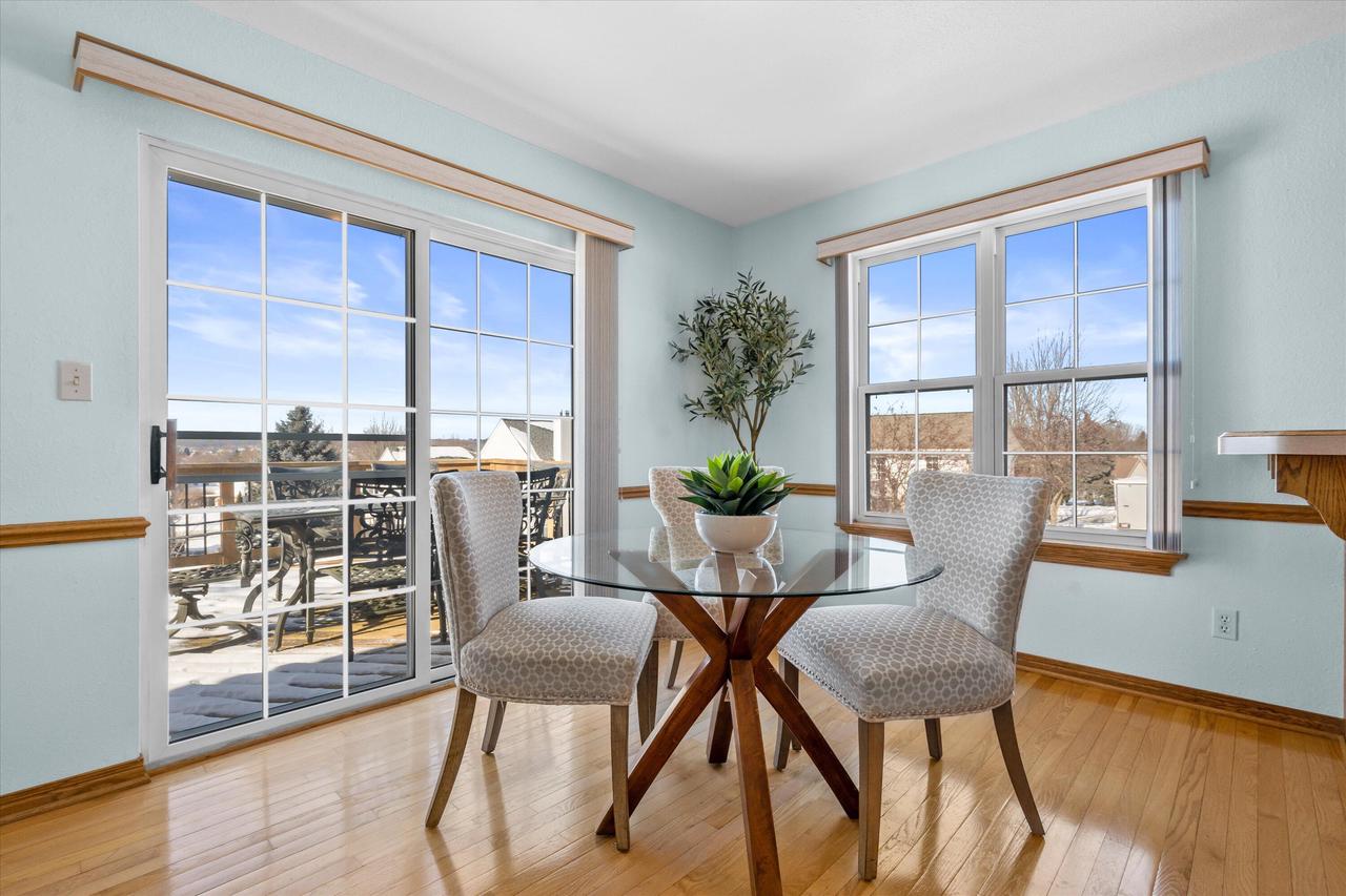 2607 Fox River PARKWAY