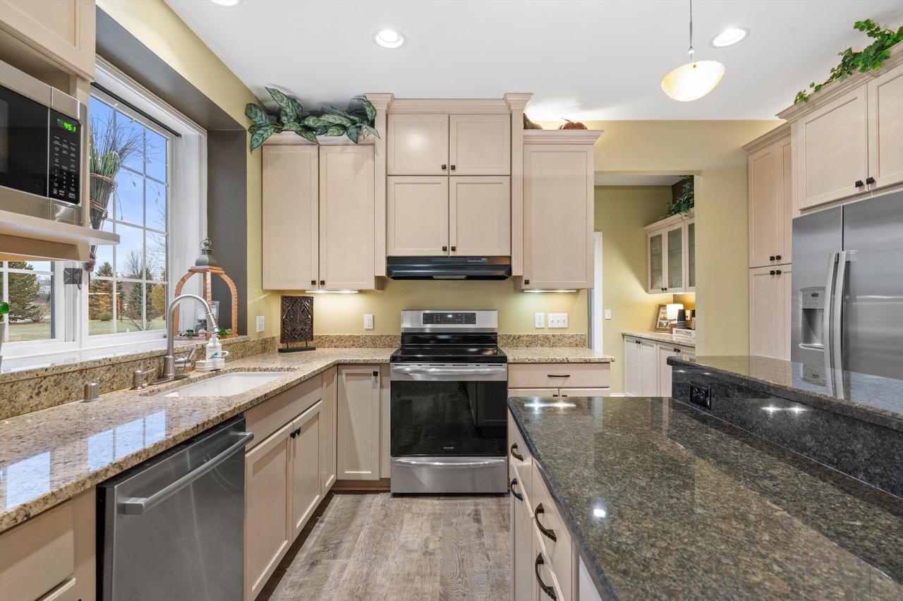 W285N7383 Bark River ROAD