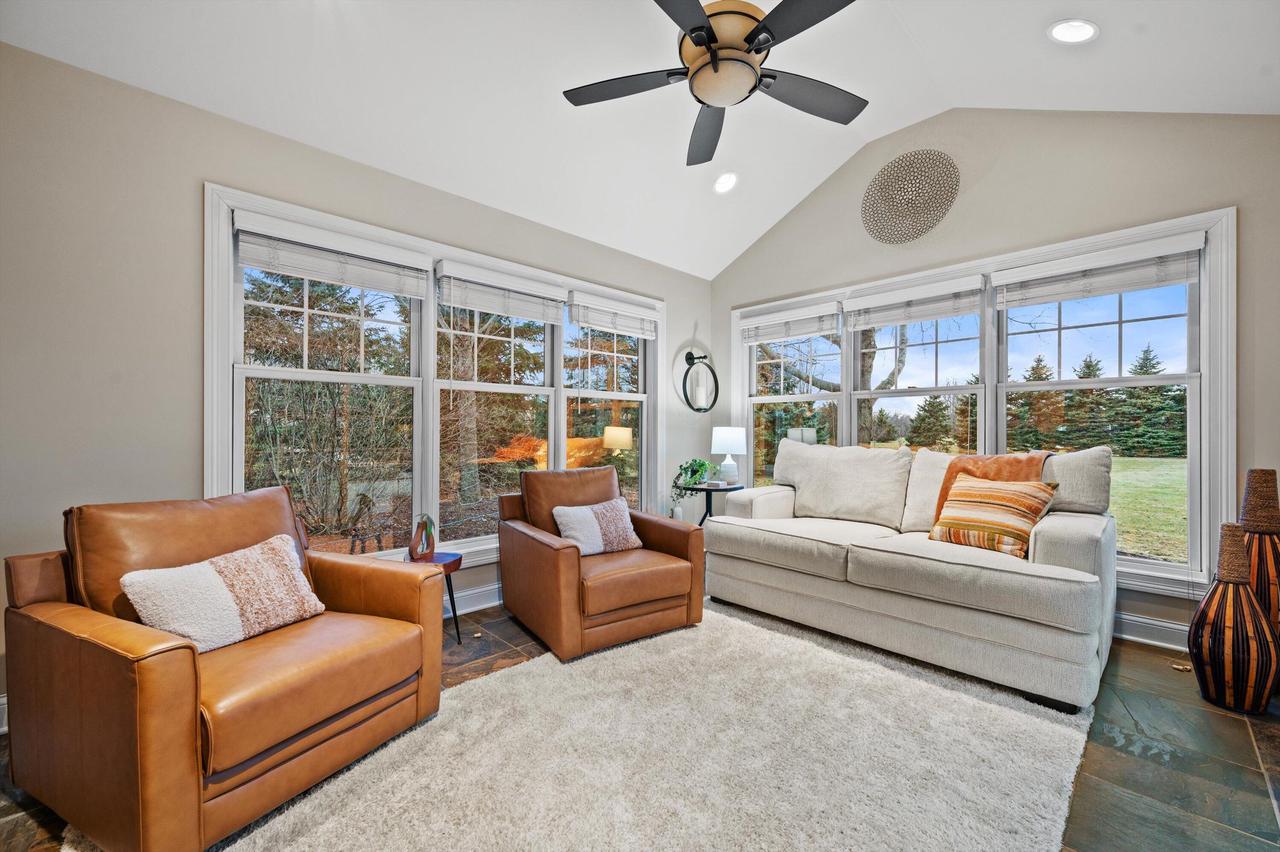 W285N7383 Bark River ROAD