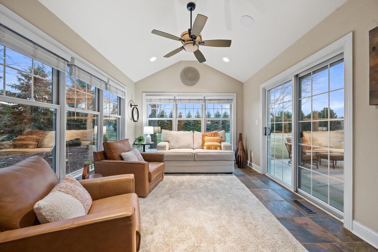 W285N7383 Bark River ROAD