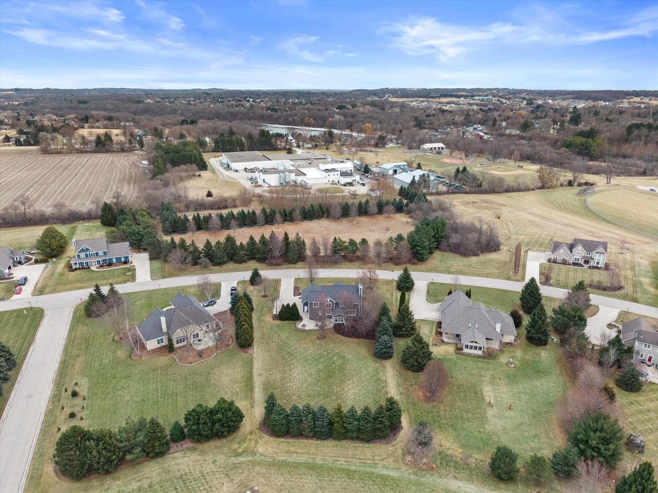 W285N7383 Bark River ROAD