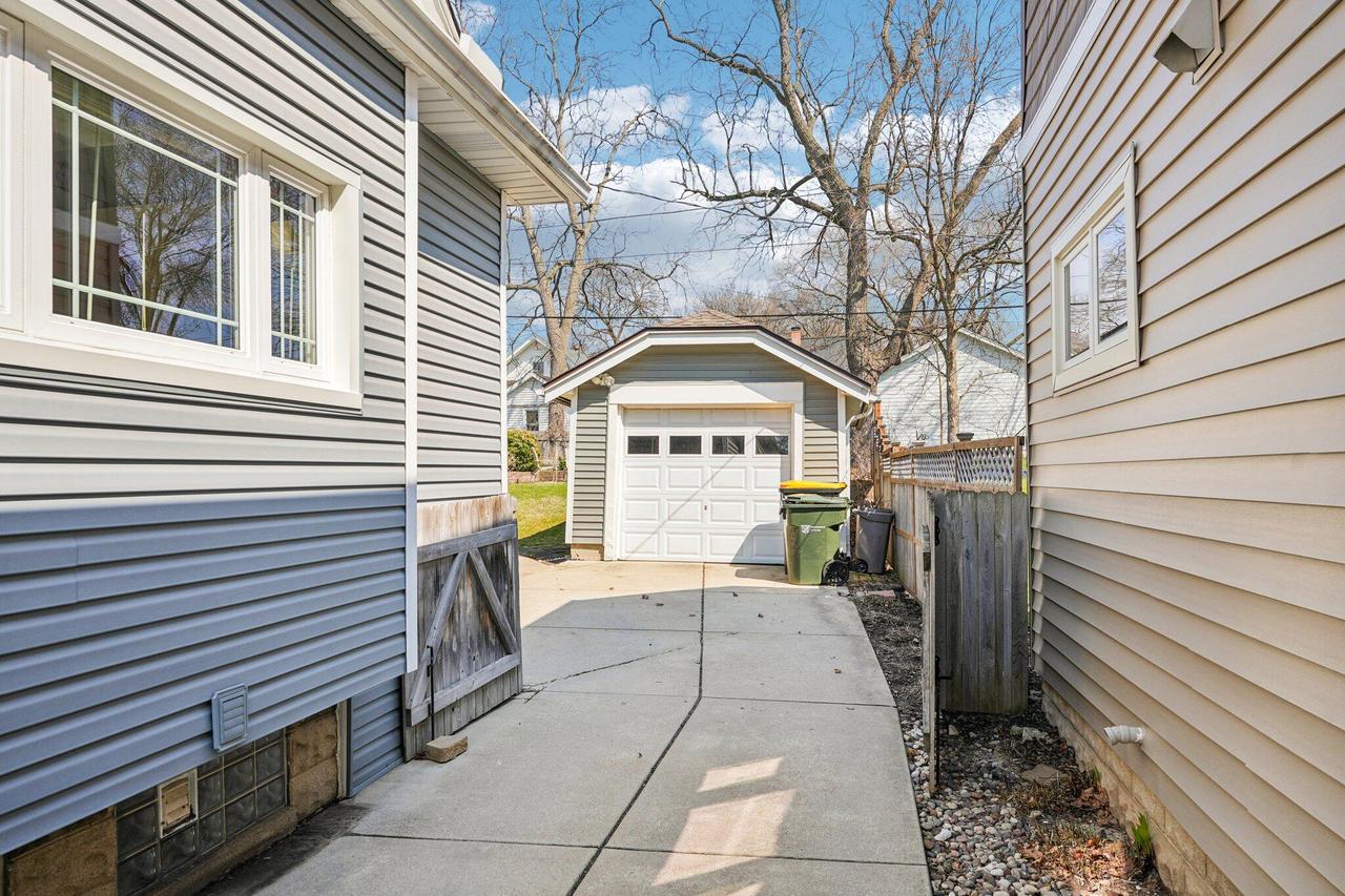 2036 N 84th STREET