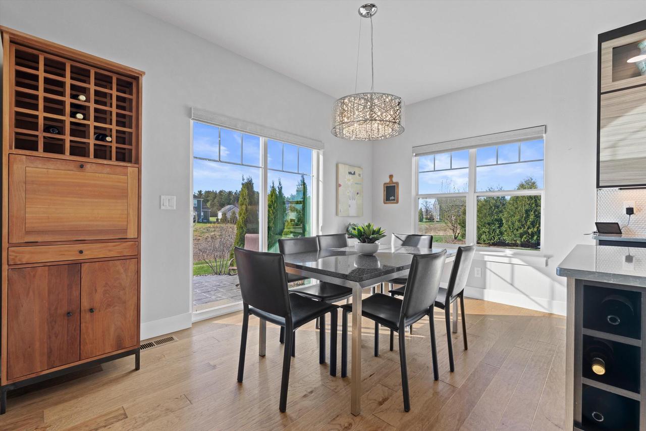 3105 Mendota COURT