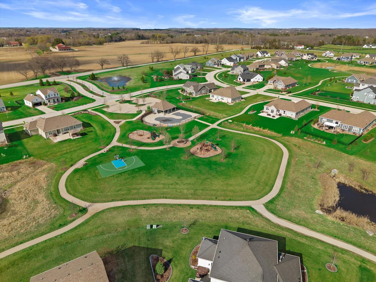 3105 Mendota COURT