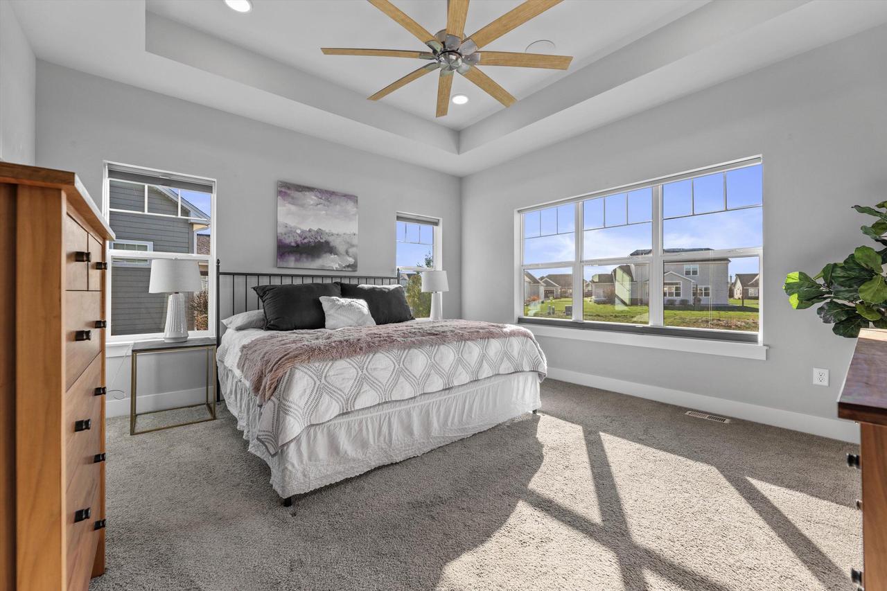 3105 Mendota COURT