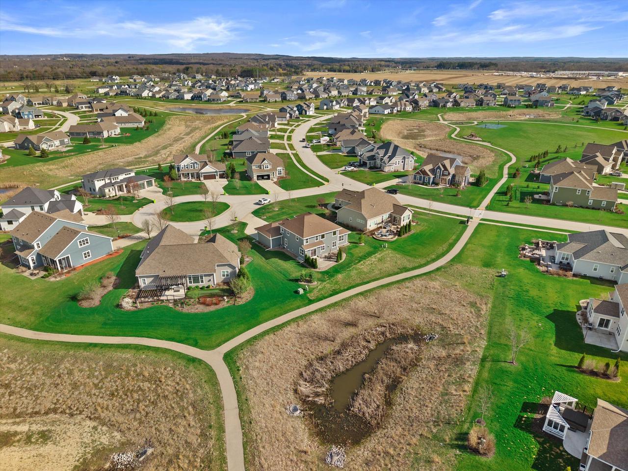 3105 Mendota COURT