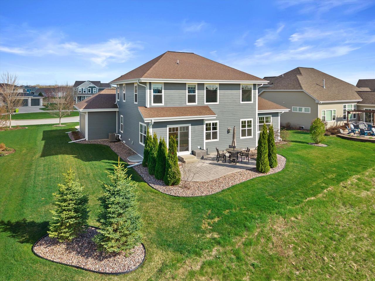 3105 Mendota COURT