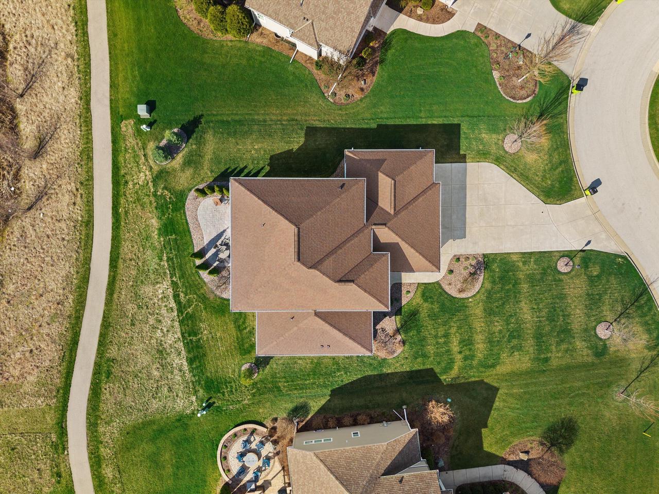 3105 Mendota COURT