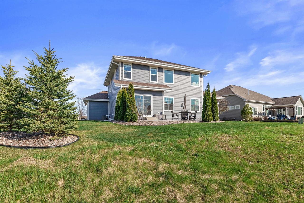3105 Mendota COURT