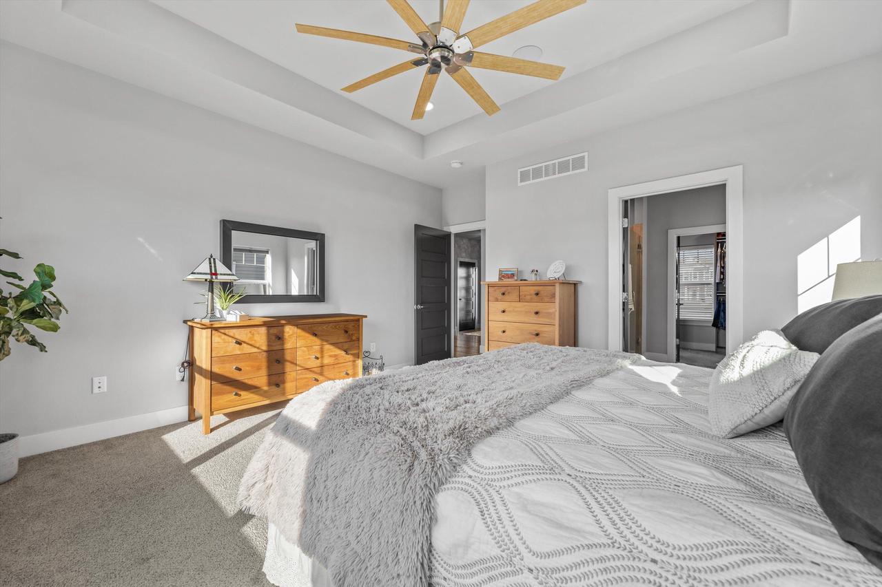 3105 Mendota COURT
