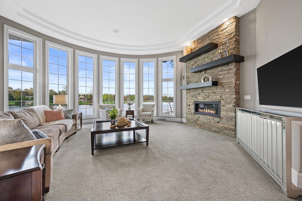 W356N5136 Lakeshore DRIVE