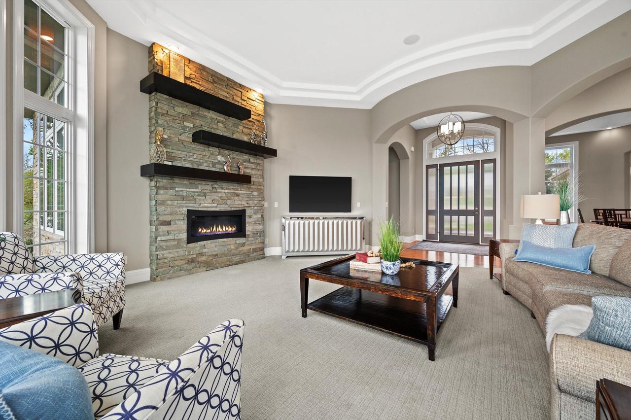 W356N5136 Lakeshore DRIVE