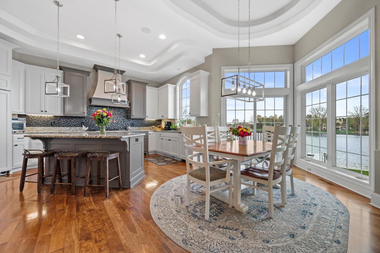 W356N5136 Lakeshore DRIVE