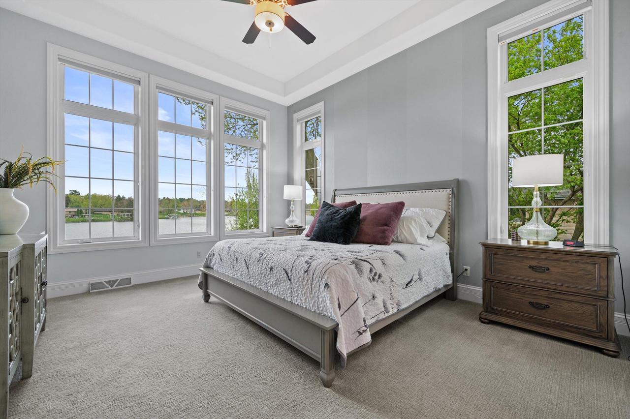 W356N5136 Lakeshore DRIVE
