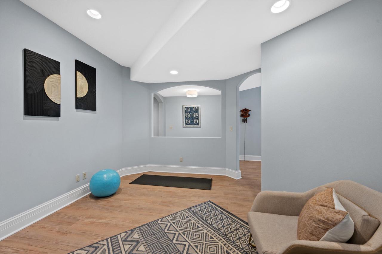 W356N5136 Lakeshore DRIVE