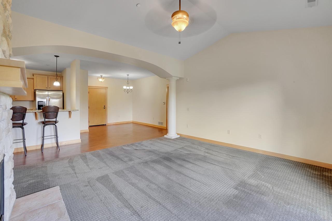 N51W34861 Wisconsin AVENUE 3113