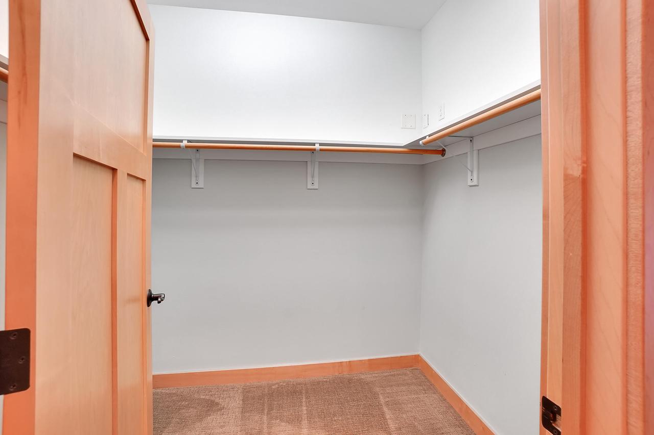 N51W34861 Wisconsin AVENUE 3113