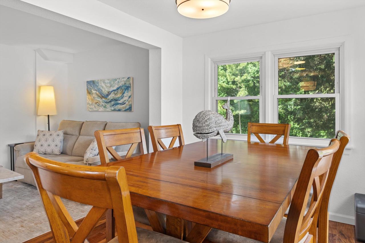 1542 3rd STREET