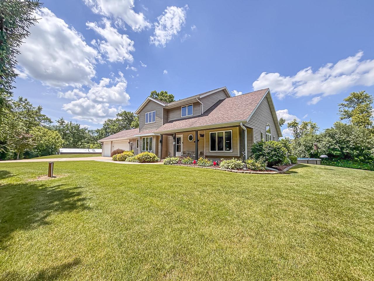 N5833 County Road F