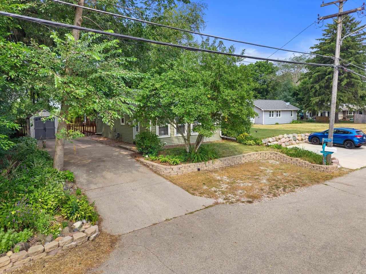 W342N4861 W Lindy LANE