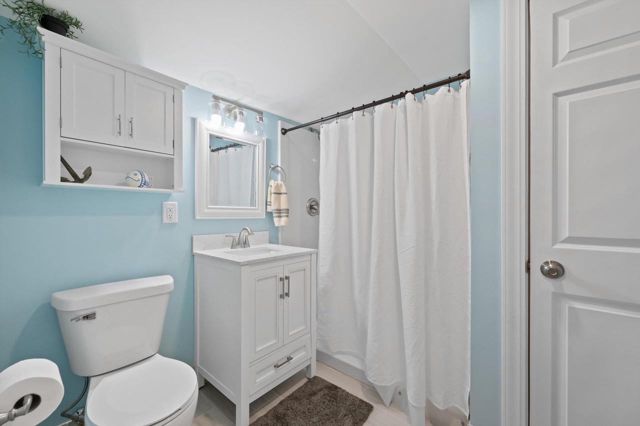 W342N4861 W Lindy LANE
