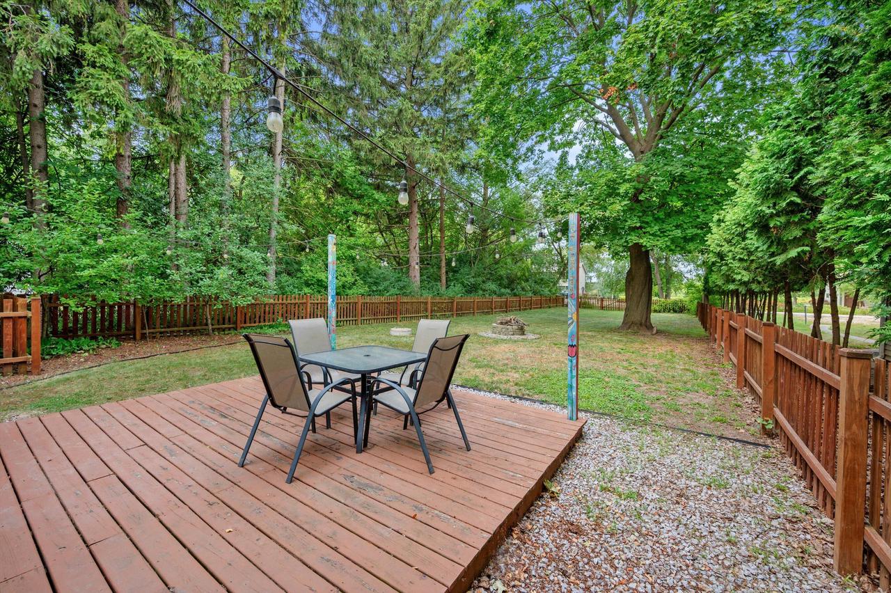 W342N4861 W Lindy LANE
