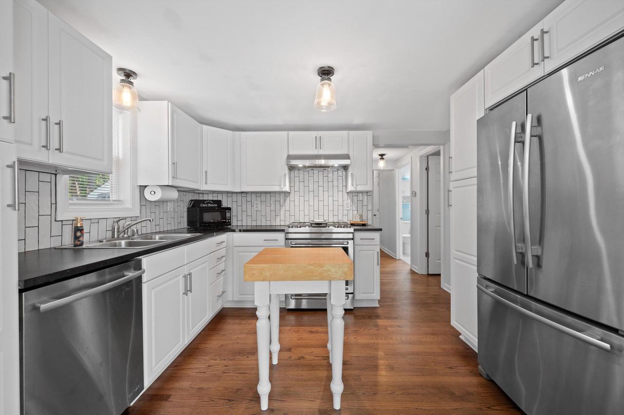 W342N4861 W Lindy LANE