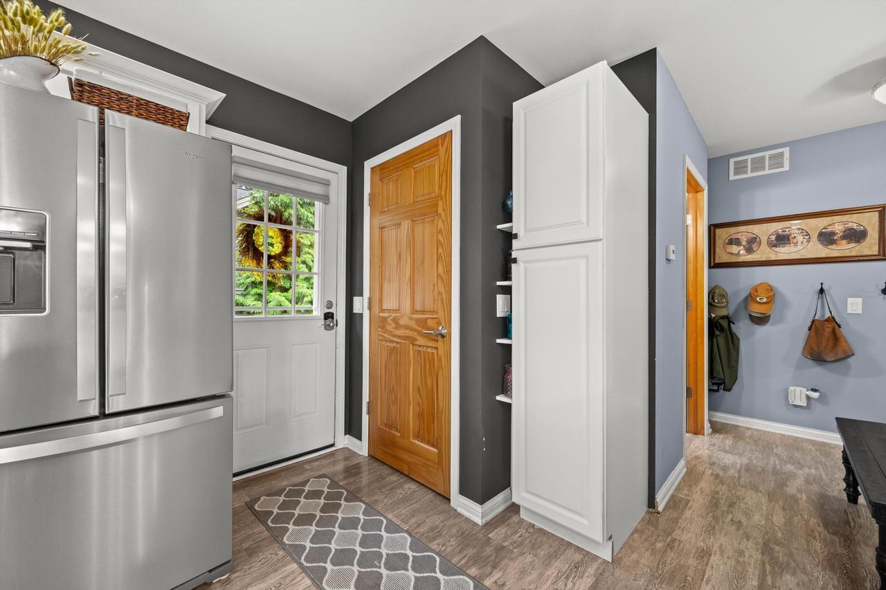W352N5282 Lake DRIVE
