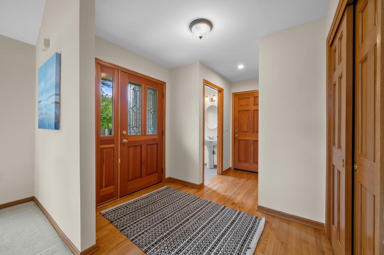 W240N2377 Range Line COURT B