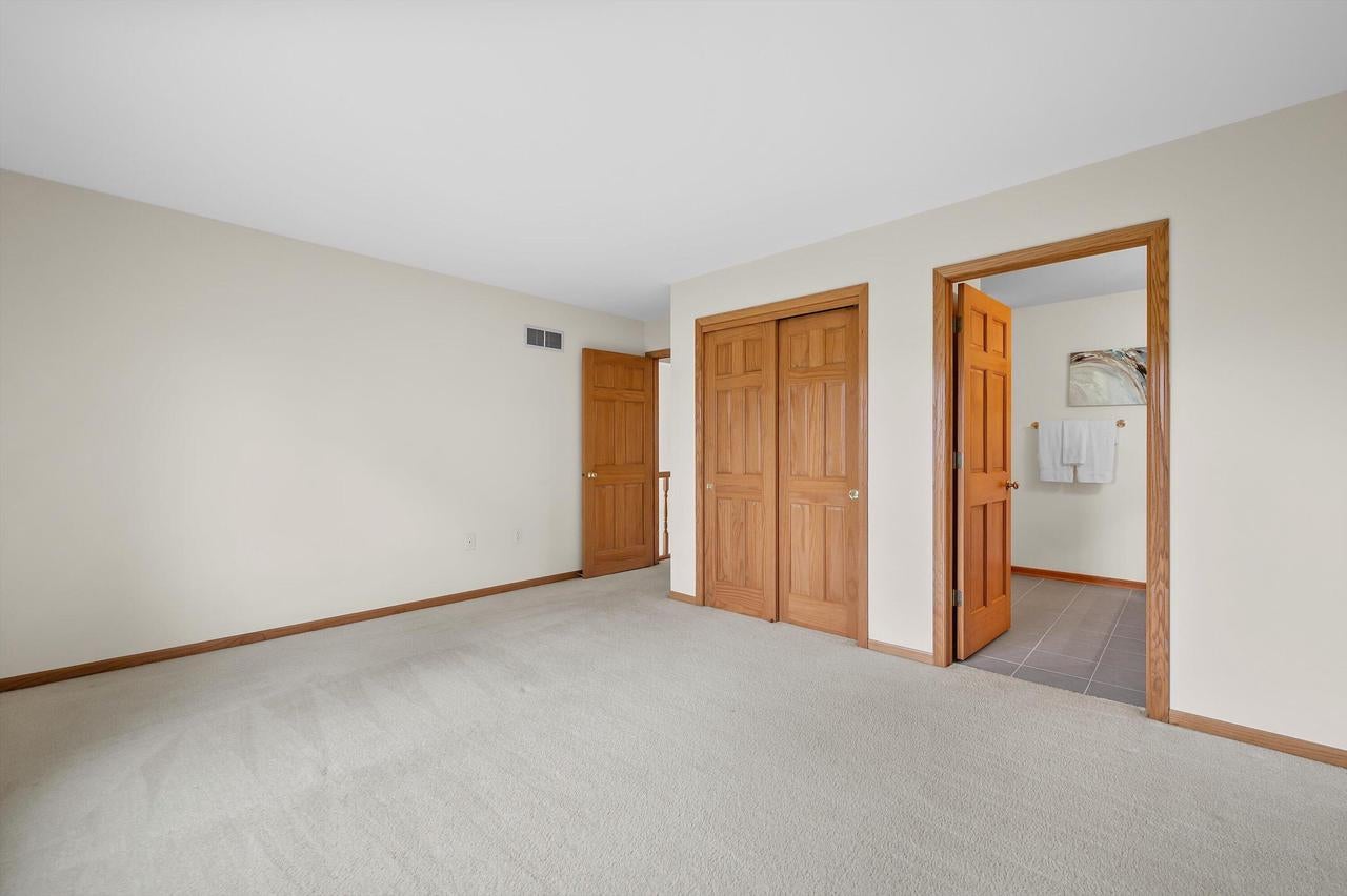W240N2377 Range Line COURT B