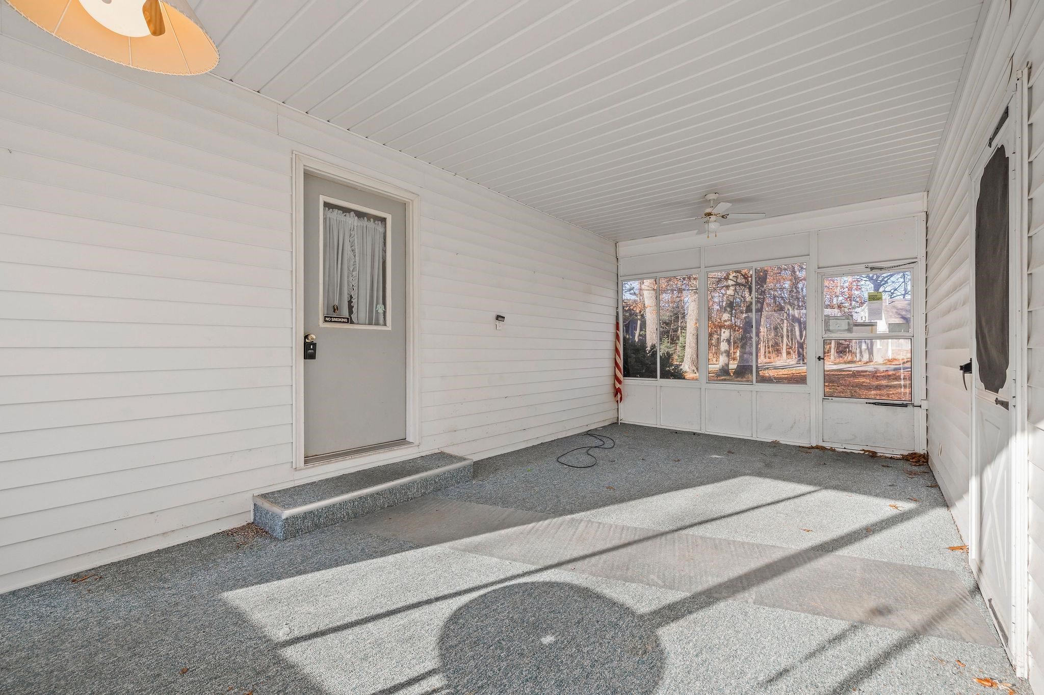 6717 Riverside Drive