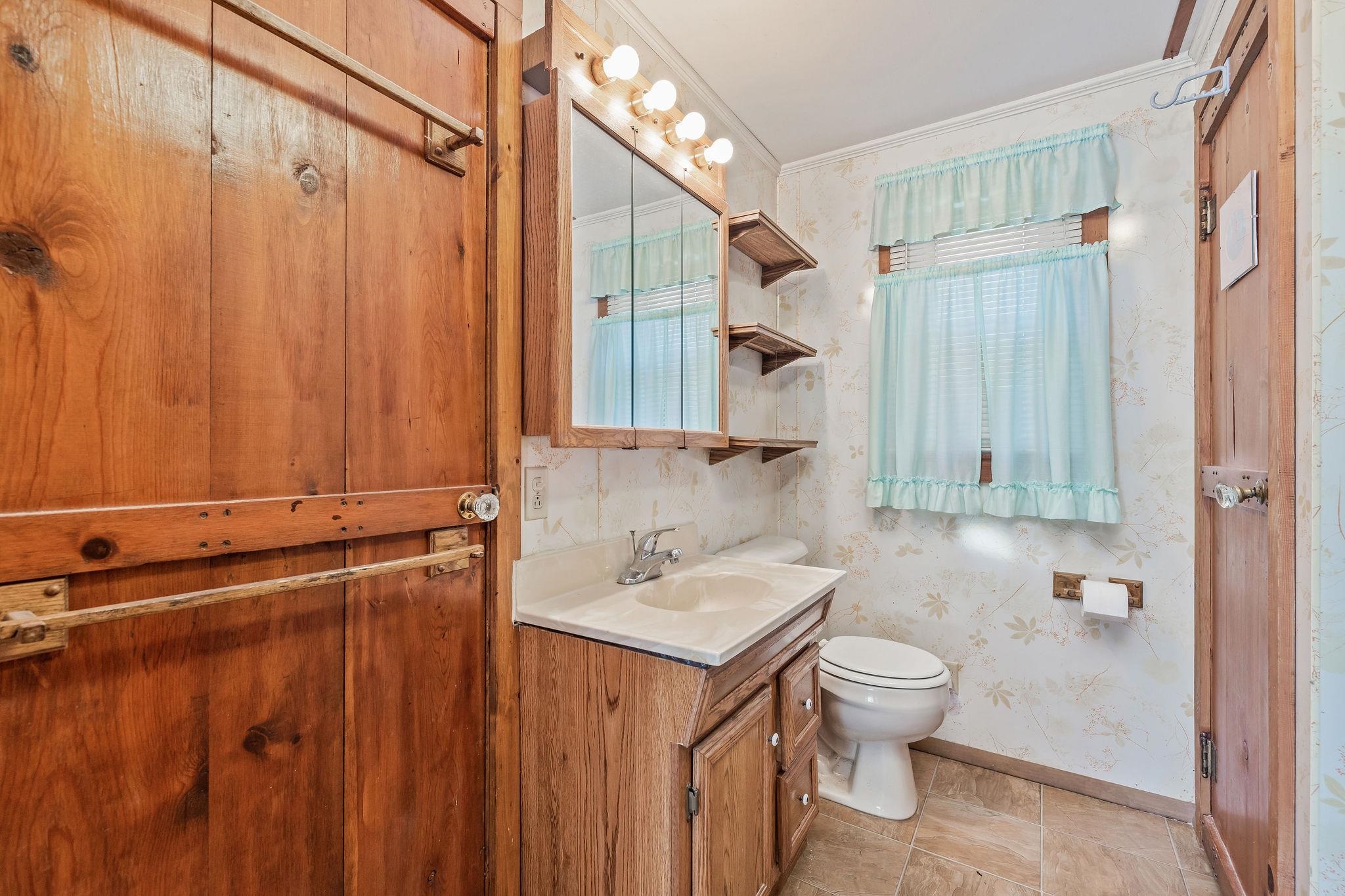 6717 Riverside Drive