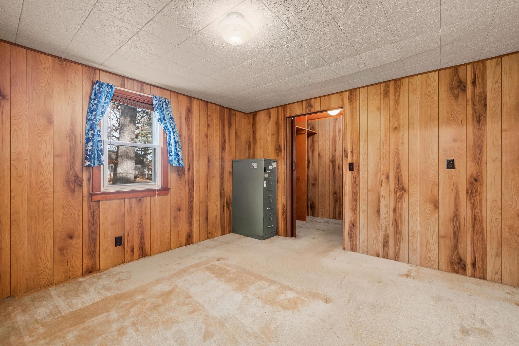 6717 Riverside Drive