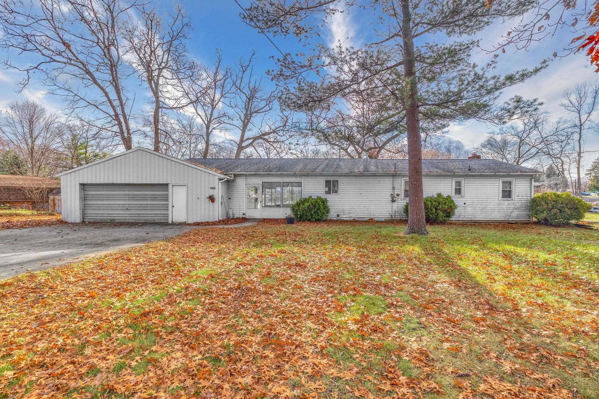 6717 Riverside Drive