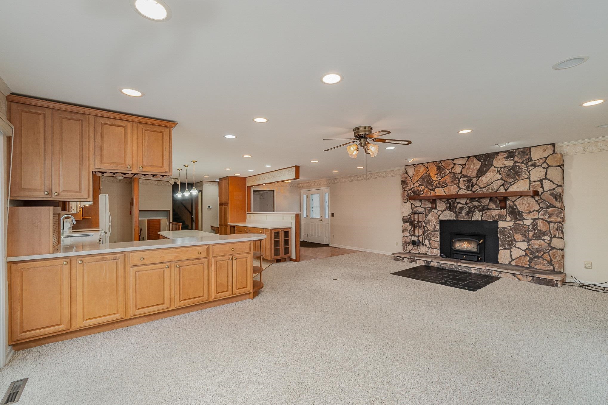 2414 N Peterson Drive