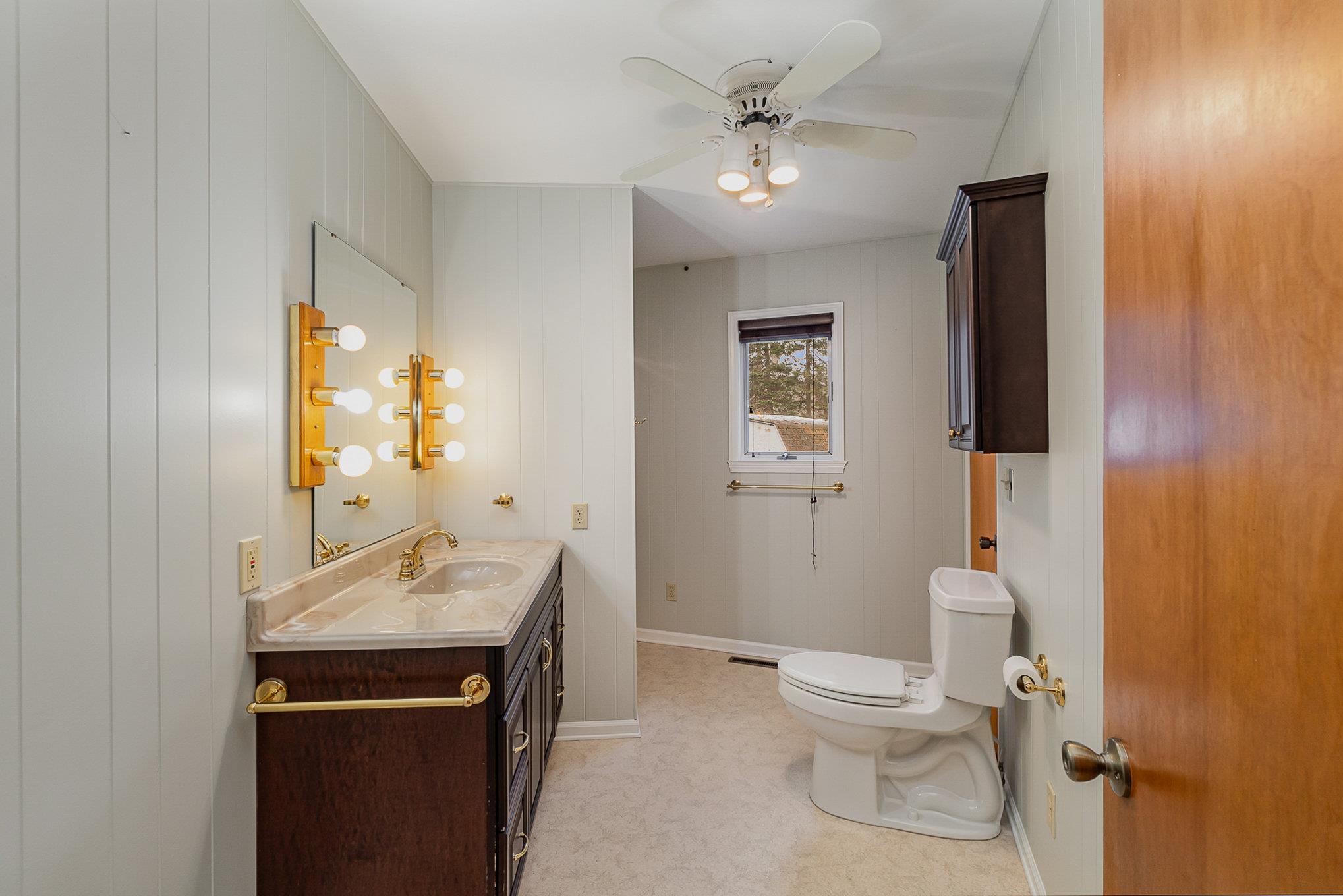 2414 N Peterson Drive