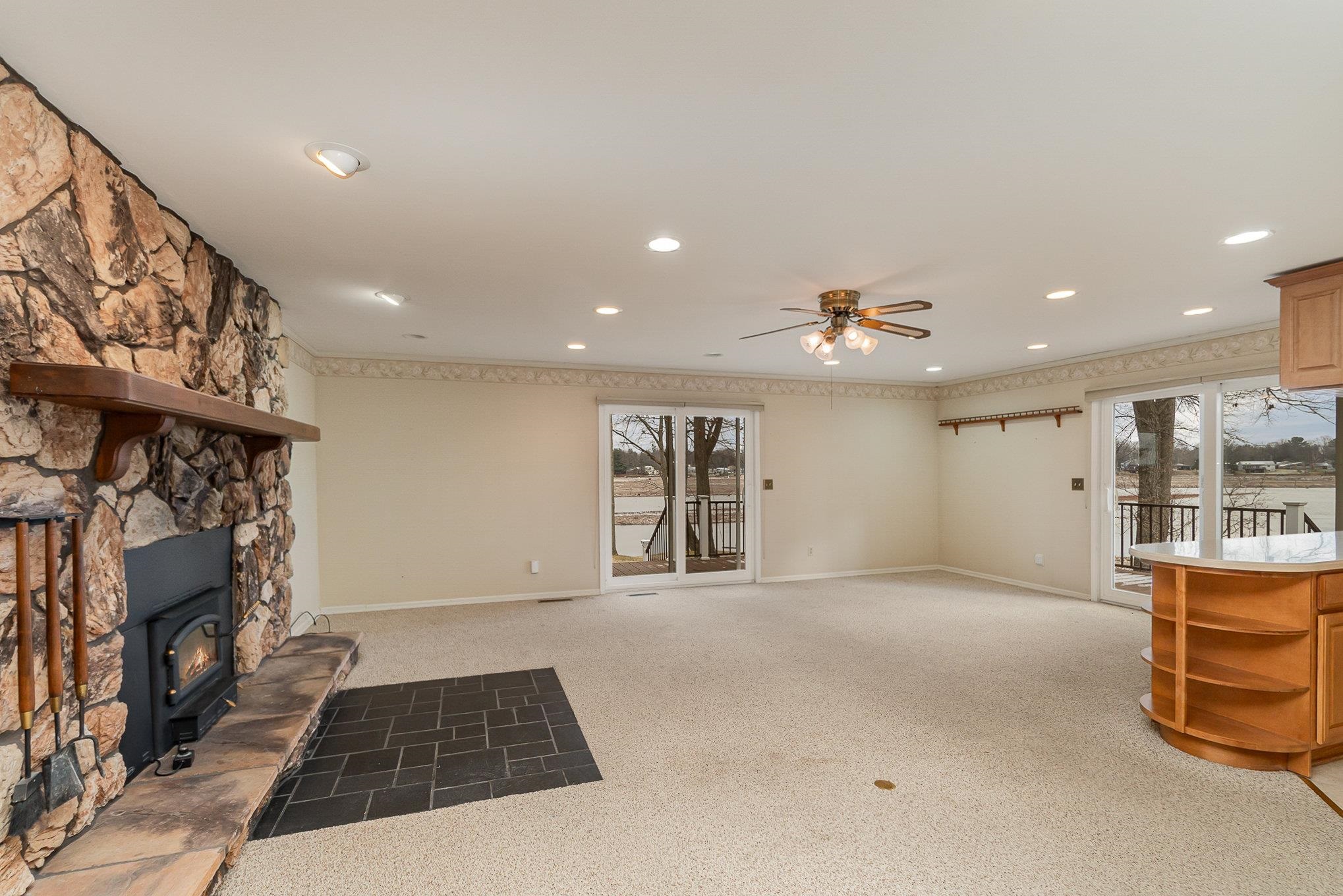 2414 N Peterson Drive