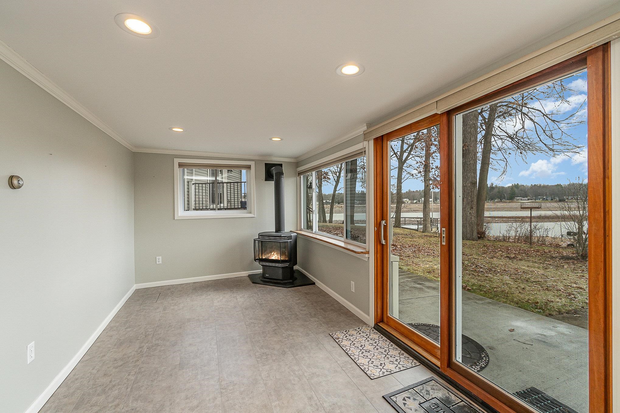 2414 N Peterson Drive