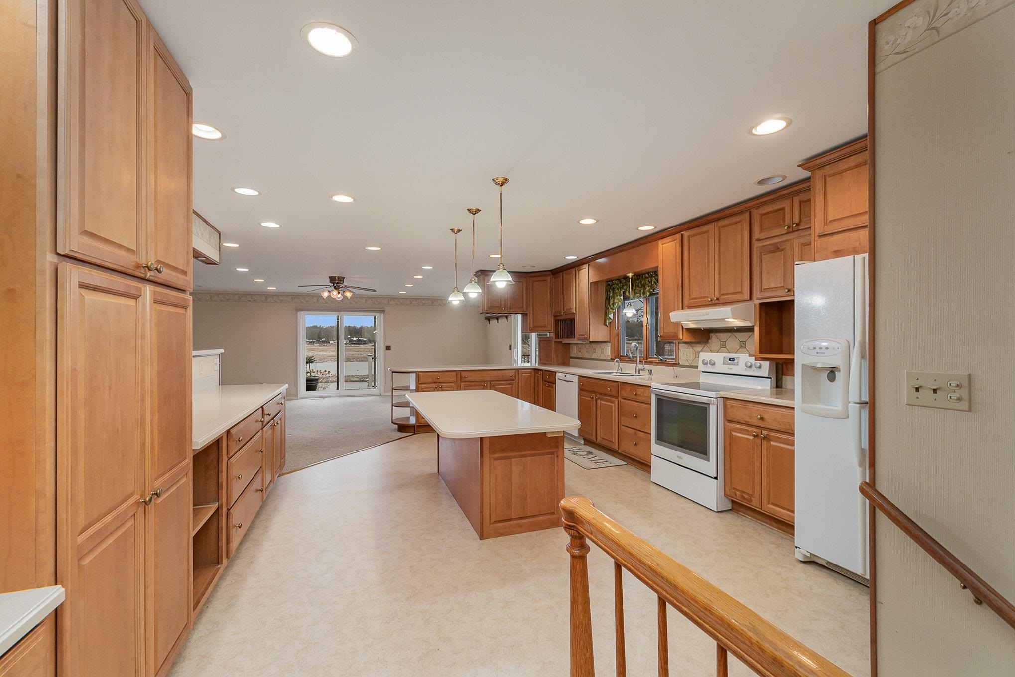 2414 N Peterson Drive