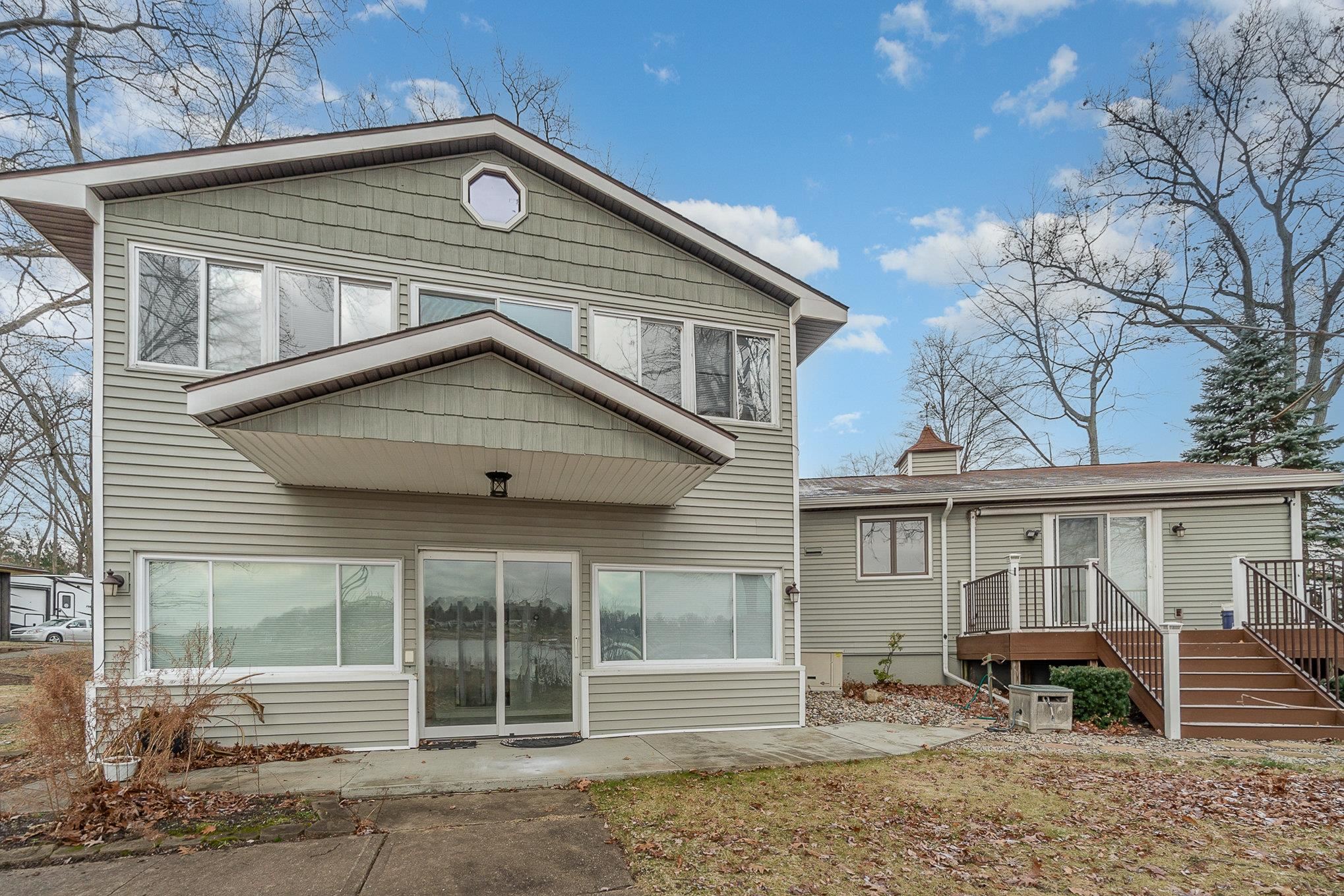 2414 N Peterson Drive